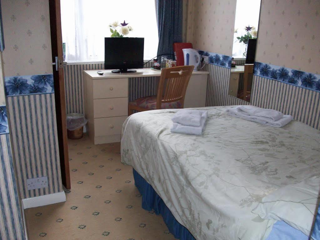 Clarendon Lodge - Accommodation Only Skegness Extérieur photo